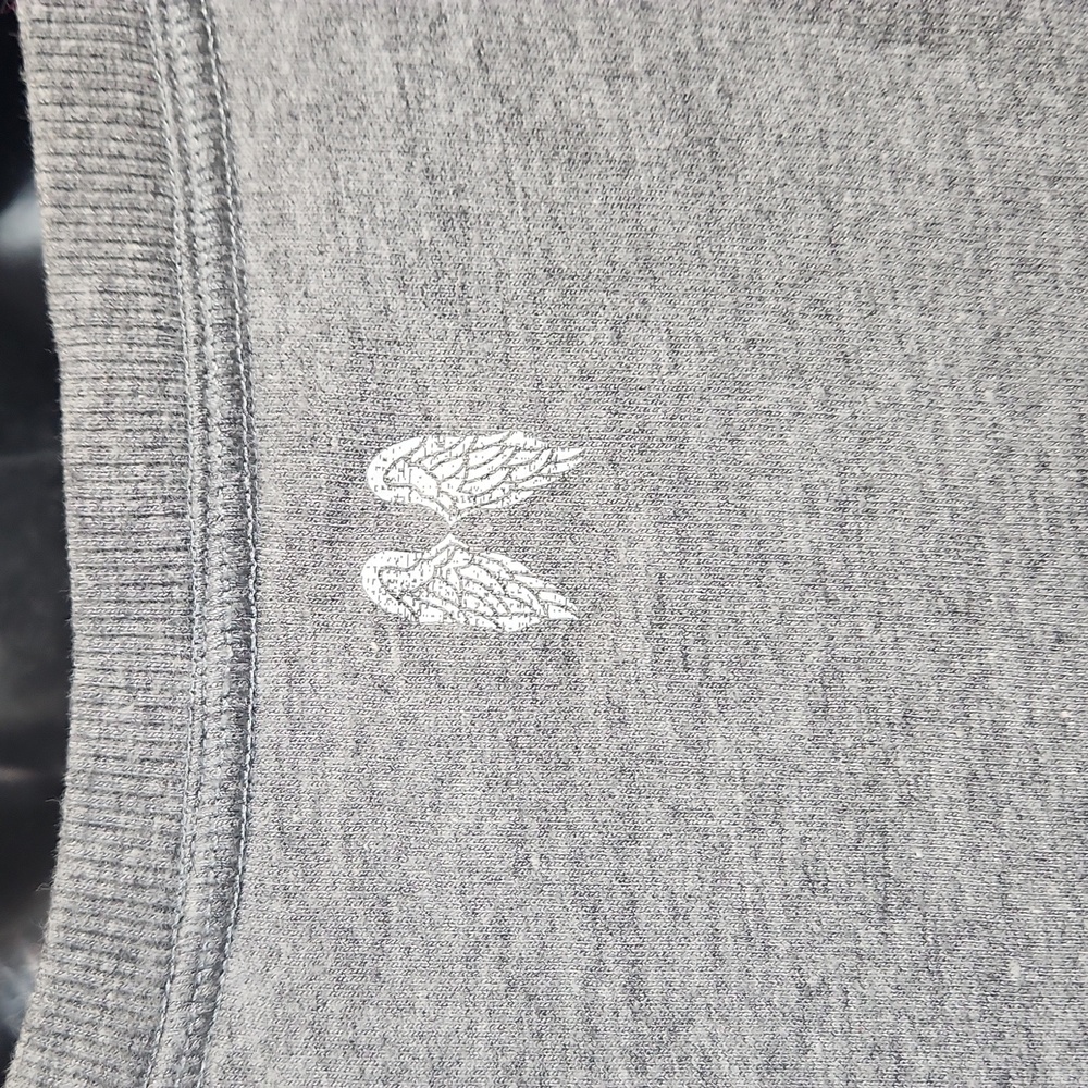 Victoria's Secret "Check It Twice" Graphic Pullover - Picture 8 of 10